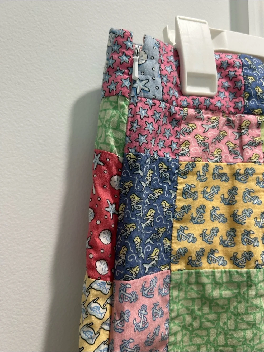 Vineyard Vines Patchwork Mini Skirt in Pink, Blue, Green, Yellow, Red, Cream - Picture 3 of 4